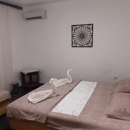 Marko Apartment Сутоморе Экстерьер фото